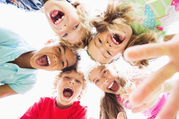 Pro Kind ein Zahn: Schwangerschaft und Kinderzähne